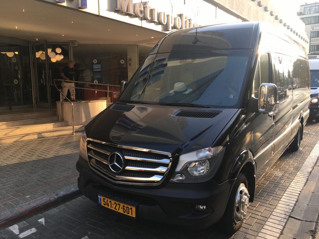 privet driver in Tel Aviv